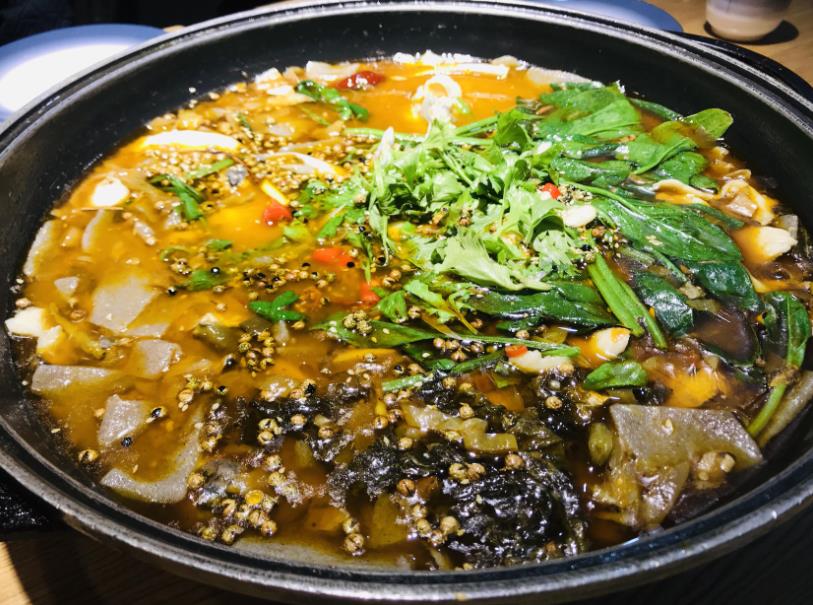 重慶魚火鍋連鎖加盟費(fèi)高嗎？真的賺錢嗎？