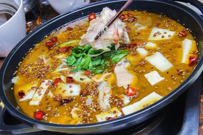 關(guān)于開魚火鍋店，選對(duì)品牌能讓自己少走彎路